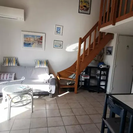 Renovee Climatisee Avec Piscine Et Parking Proche - Fr-1-607-107 *