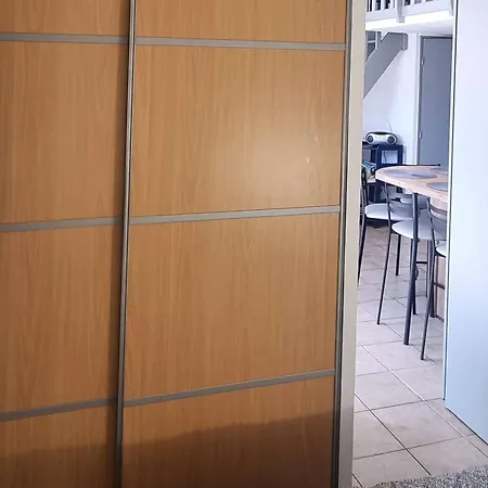 Renovee Climatisee Avec Piscine Et Parking Proche - Fr-1-607-107